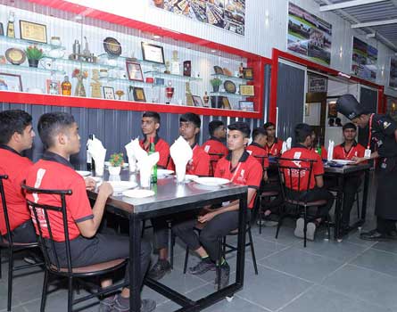 F & B Service