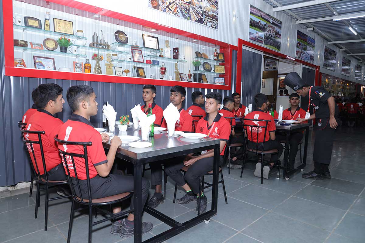 F & B Service